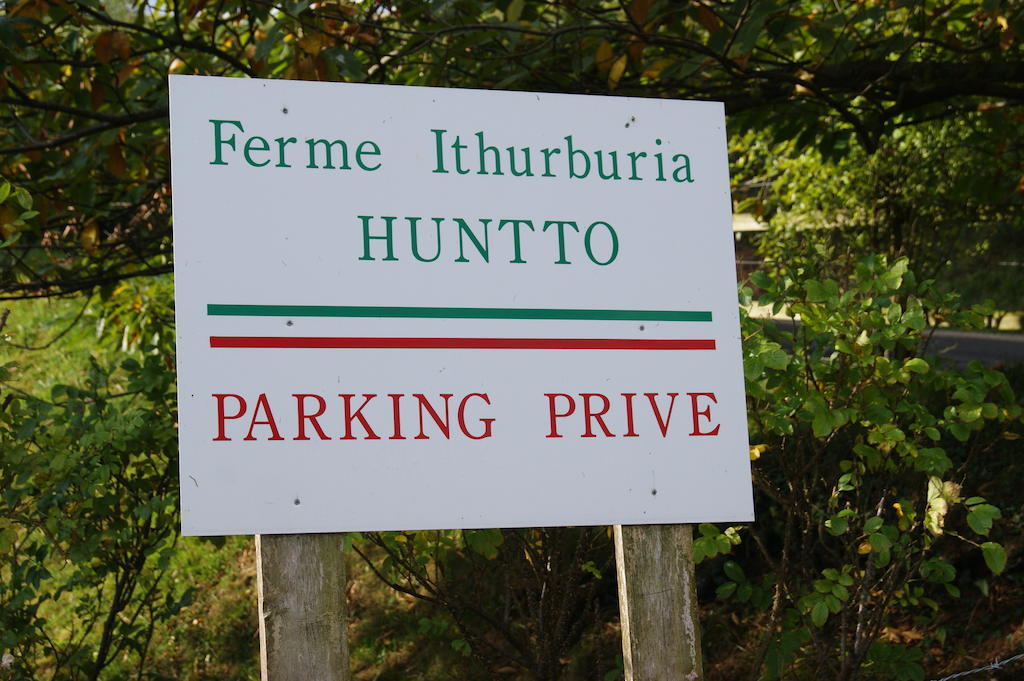 Ferme Ithurburia Saint-Michel  Exterior foto